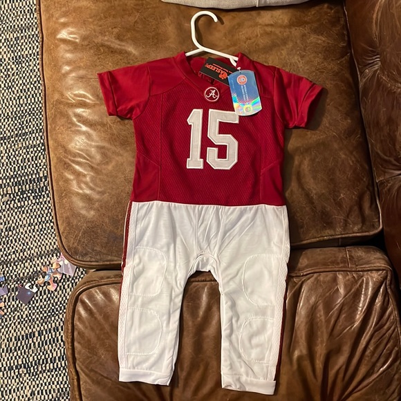 UA football pajama snap 12m - Picture 1 of 3